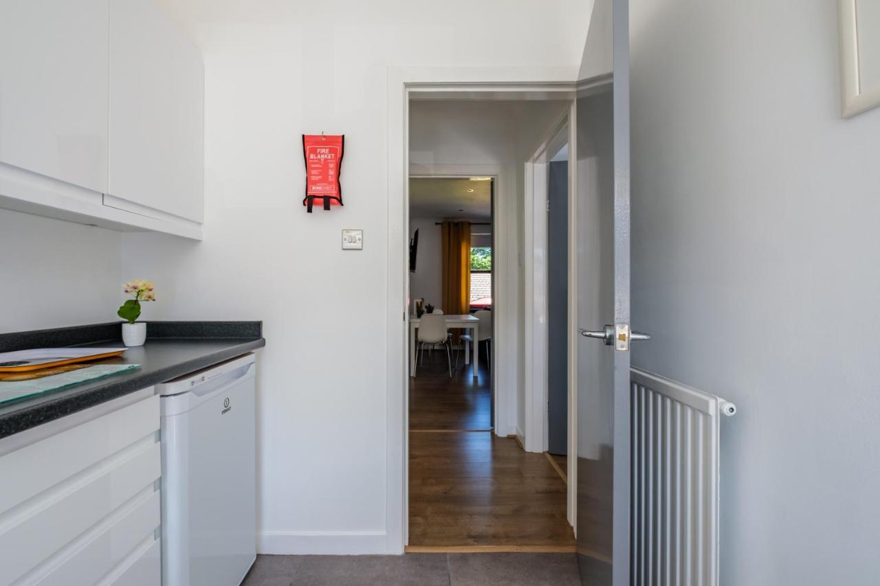 The Douglas - Spacious 2 Bed Apartment In Uddingston Dış mekan fotoğraf