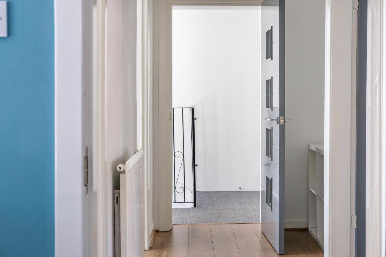 The Douglas - Spacious 2 Bed Apartment In Uddingston Dış mekan fotoğraf